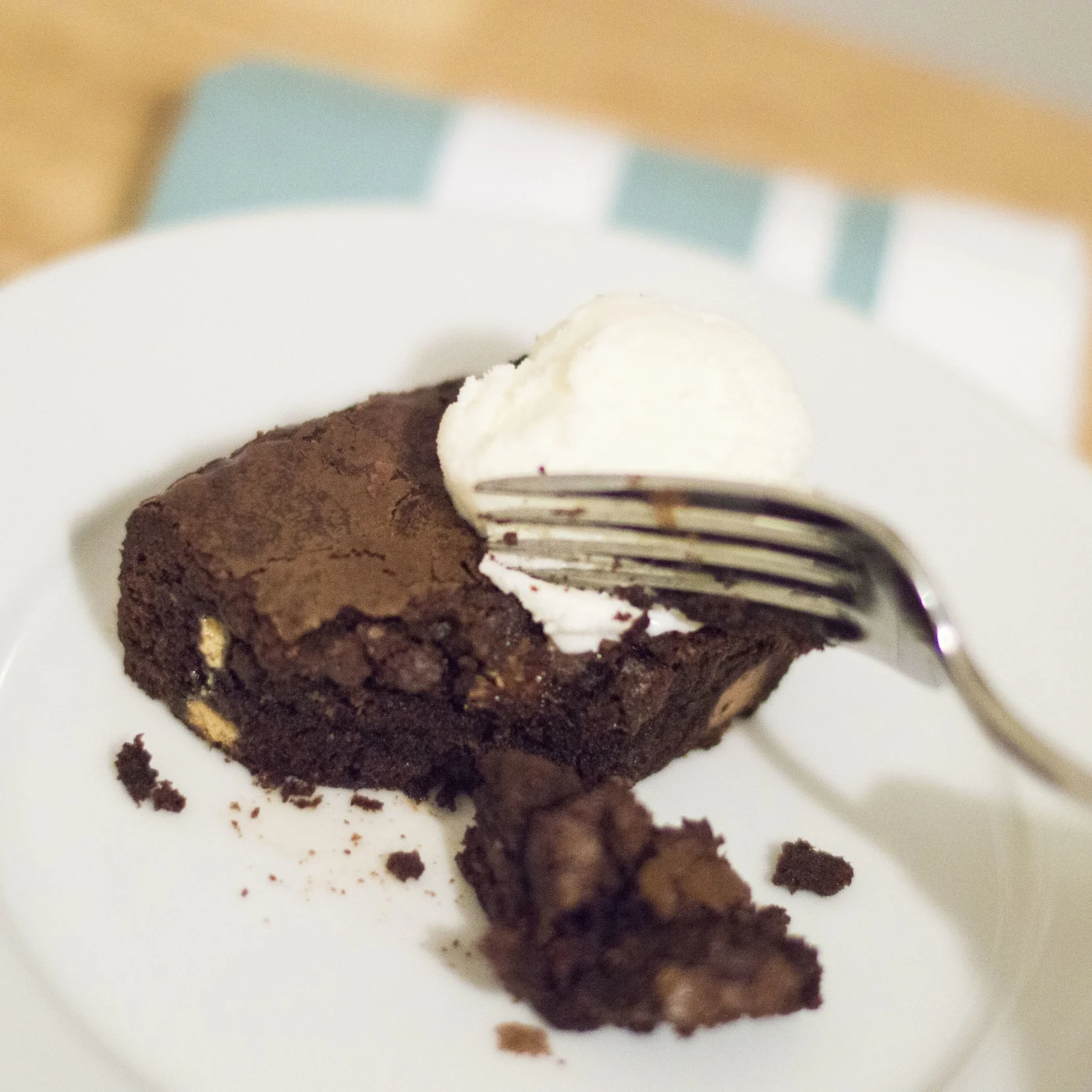 blog_uk_best_chocolate_brownies_15.jpg