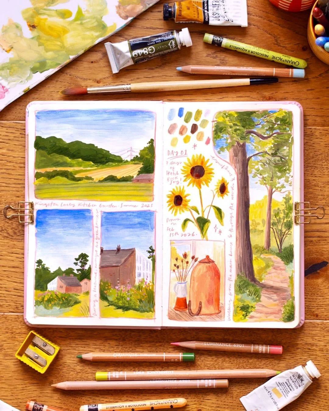 Day one of #7DaysOfSketchbookJoy and we&rsquo;re kicking off the challenge with Draw in panels! This is a layout I love playing with &mdash; there are so many options you can do, from round panels to square, loads of little ones or just two big ones.