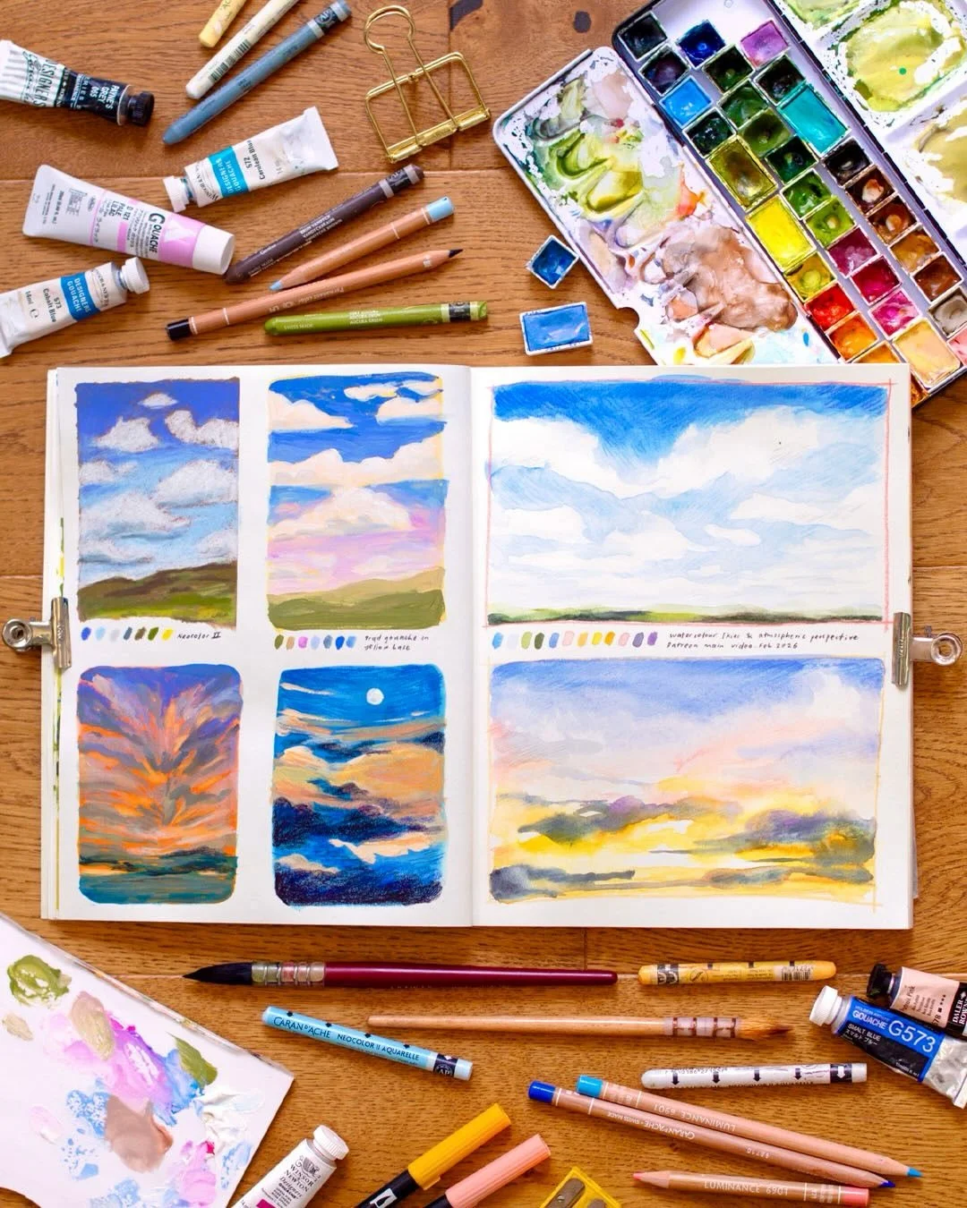 We&rsquo;re drawing to a close on our Skies theme this month but it&rsquo;s been so fun to experiment with this subject! Loads of playing with colour, texture and atmosphere, as well as plenty of materials, fast sketches and longer ones too ⛅️

This 