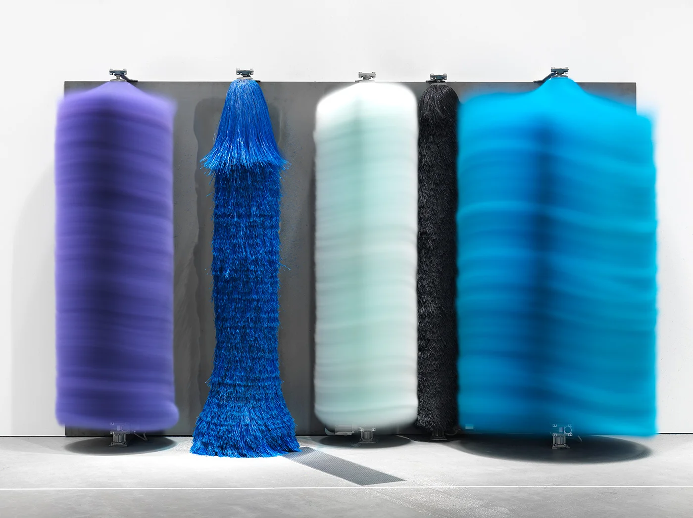 LARA FAVORETTO ‘SIMPLE COUPLES’. KINETIC JOY, COLOR, TEXTURE AND SURPRISE