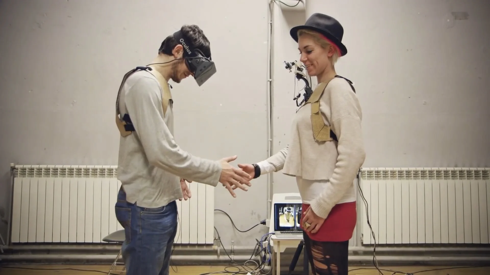 Using the Oculus Rift to enter the body of another | Report #88
