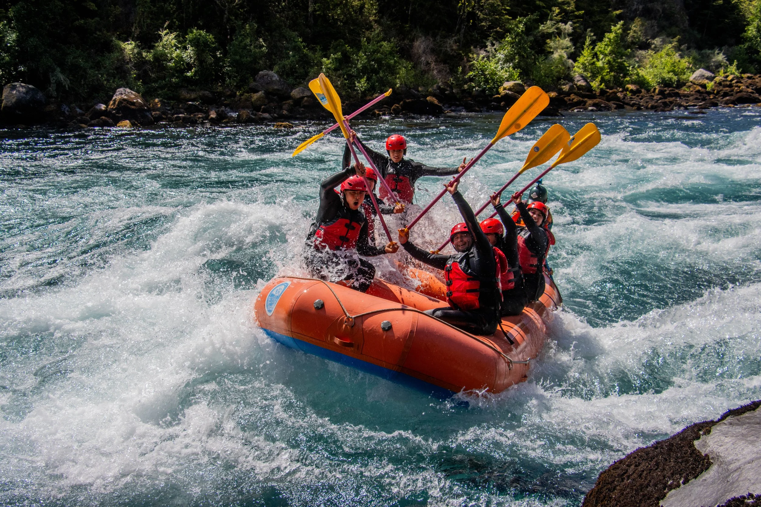rafting en Ensenada, río Petrohué