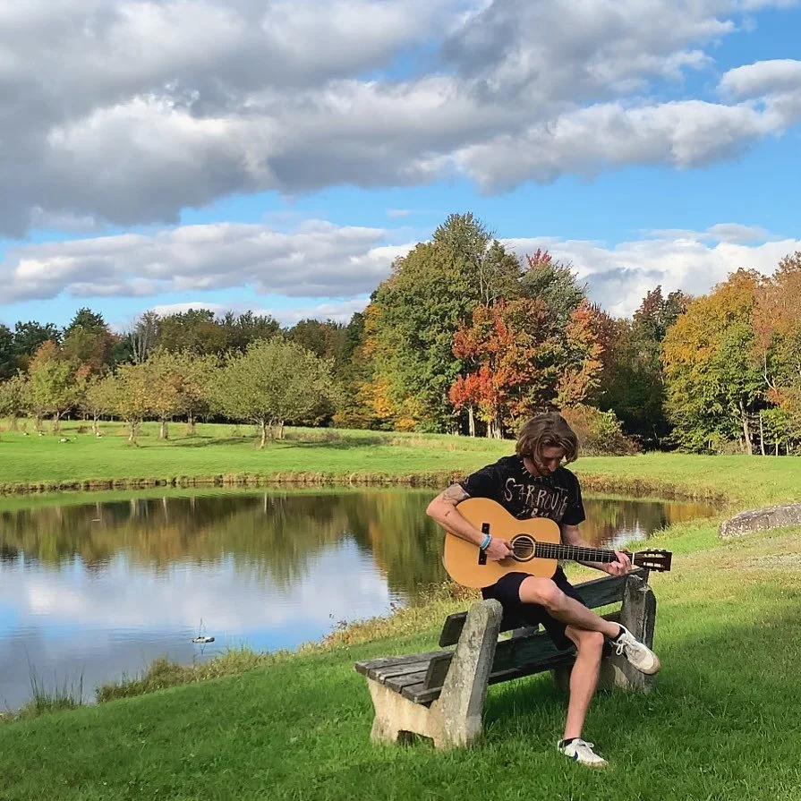 LIVE MUSIC: Shane Rennison   