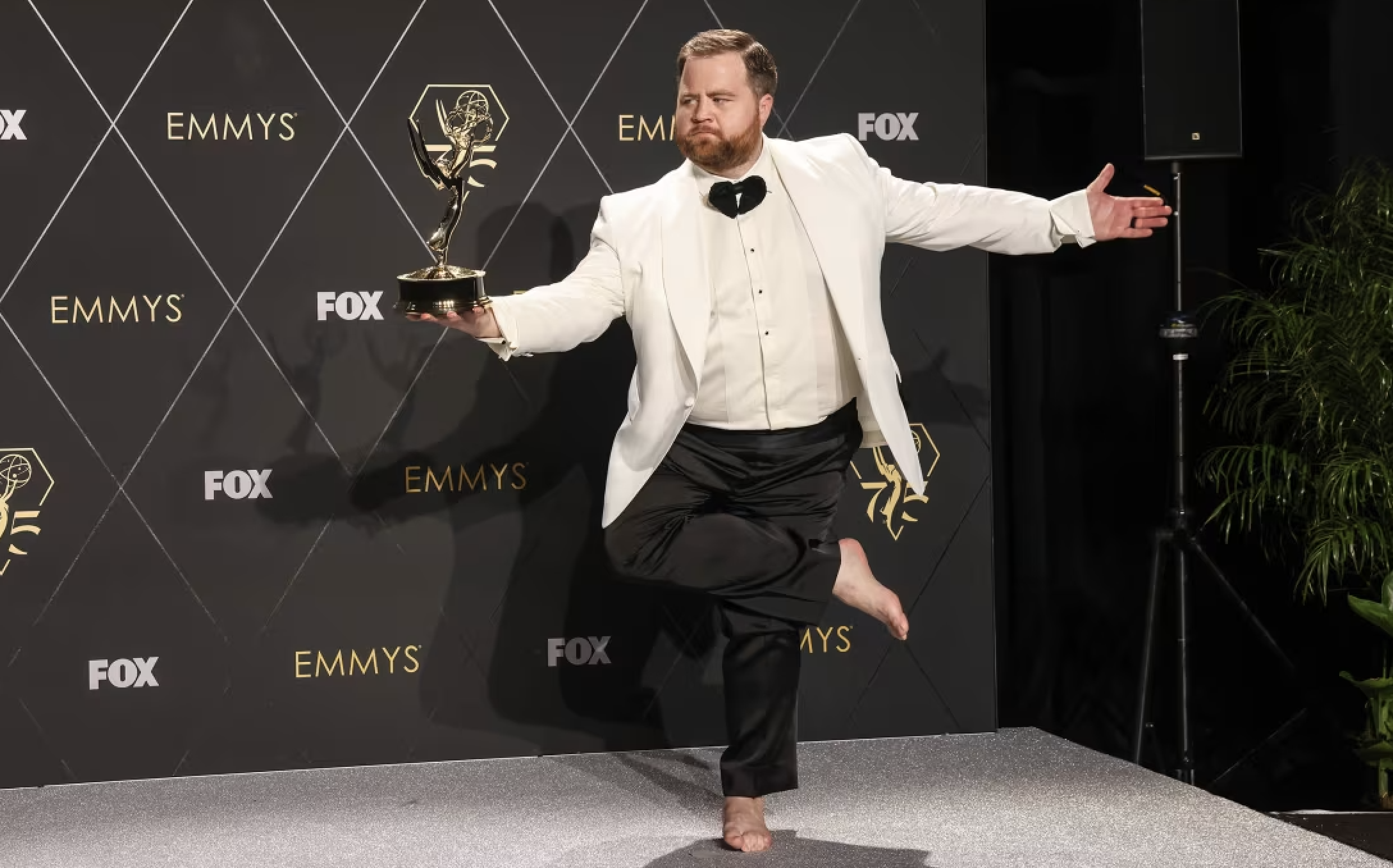 Paul Walter Hauser reveals what he was chewing when he accepted an Emmy