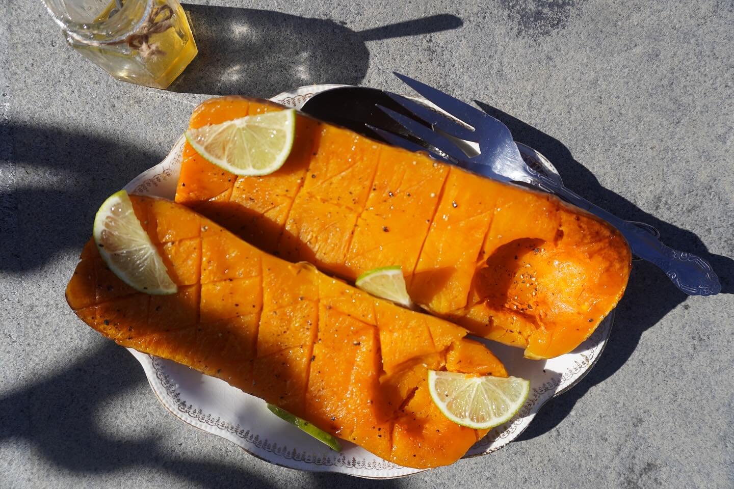 What butternut squash does in the shadows. She&rsquo;s always vibrant and perfect for those summer fall crossover days!
:
#Thinklocalfirst #potown #explorer #fyp #delish #newrecipe #foodstyling #foodeditor #writer #markets #goodvibes #hearst #foodie 