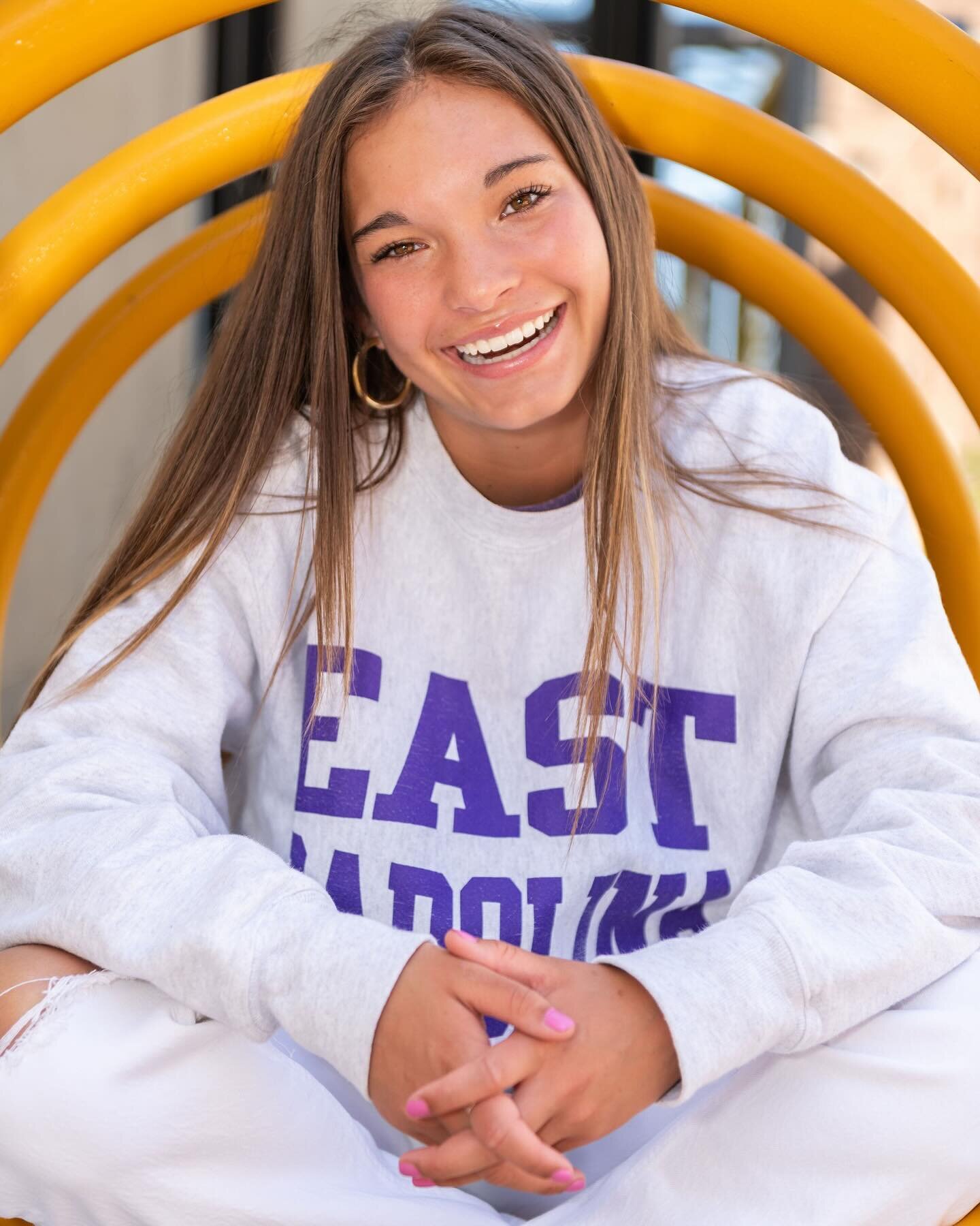 if you&rsquo;re heading off to college next year, bring that college t or hoodie to your senior shoot!

#ncphotographer #ilmphotographer #downtownilm #seniorportraits #seniorpictures #seniorphotographer #wilmingtonnc #wilmingtonseniorphotographer