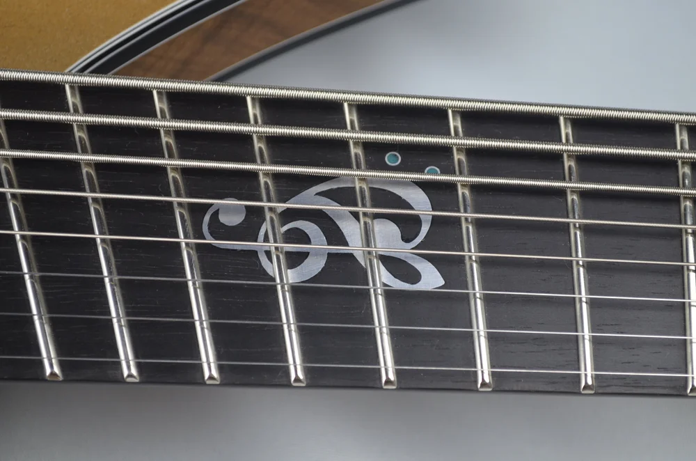 LHT Guitars NL8 headless, multi scale, 8 string hybrid guitar