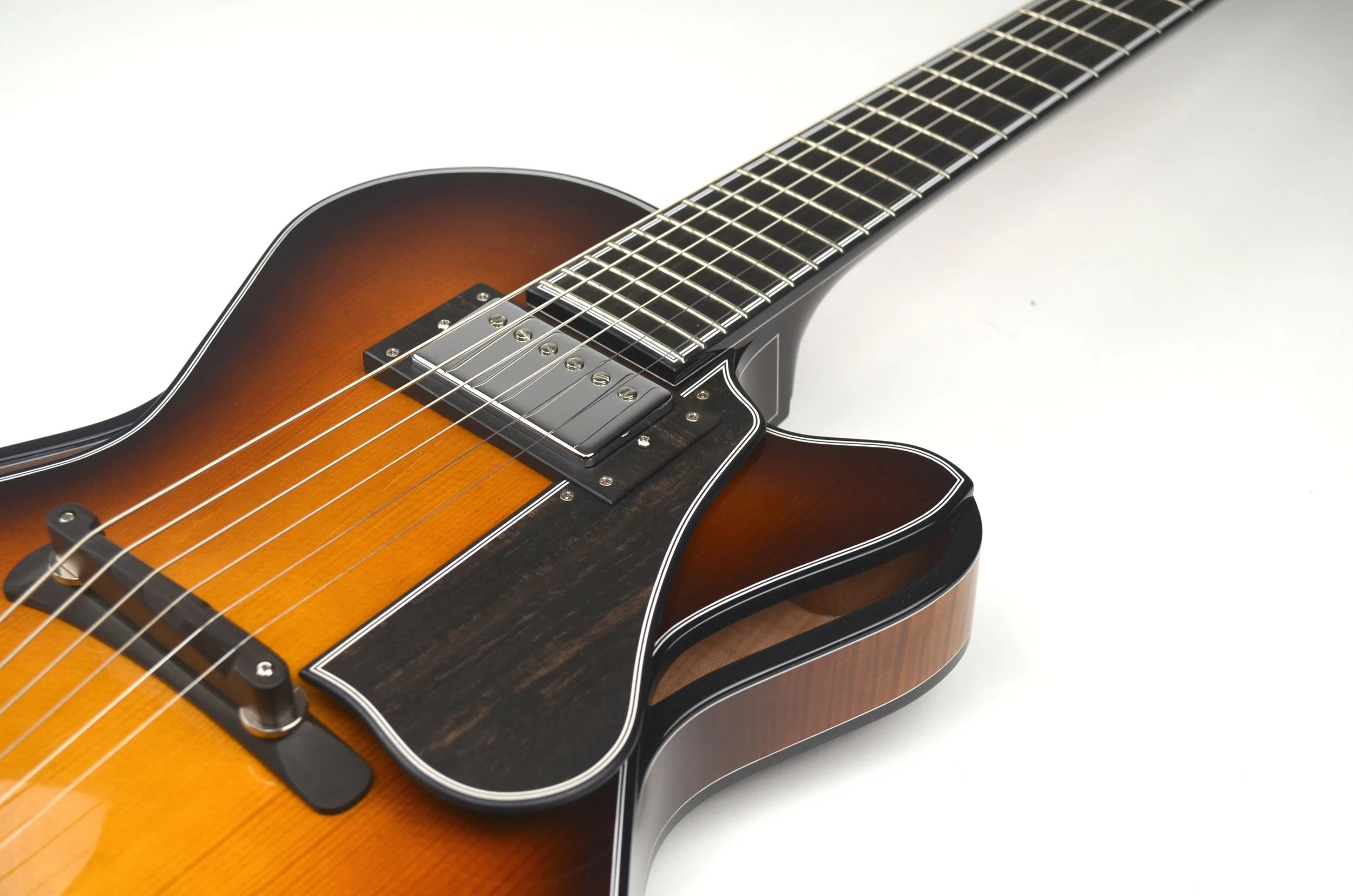 pickguard_soundhole.JPG