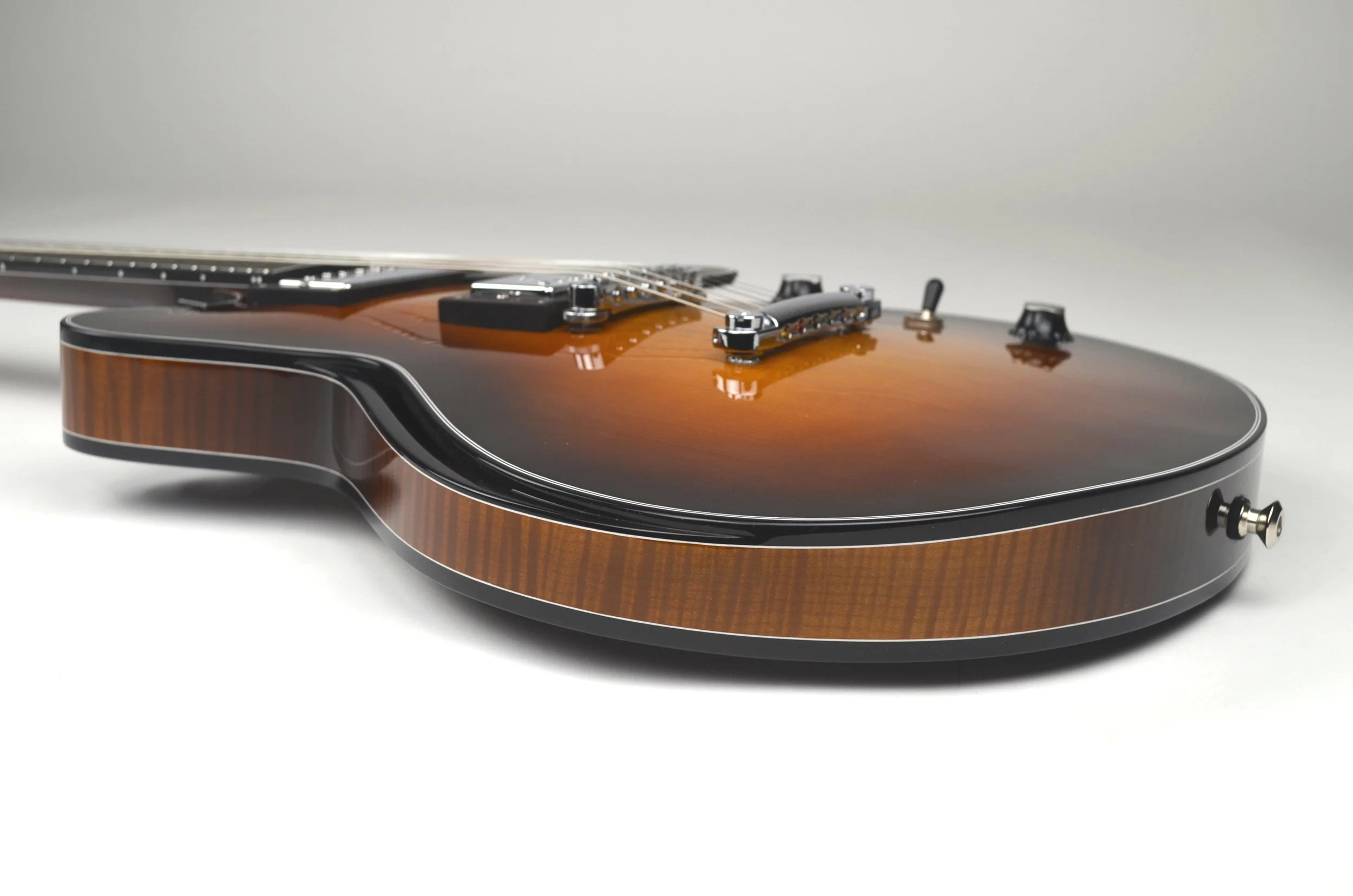 soundhole_tailpiece.JPG