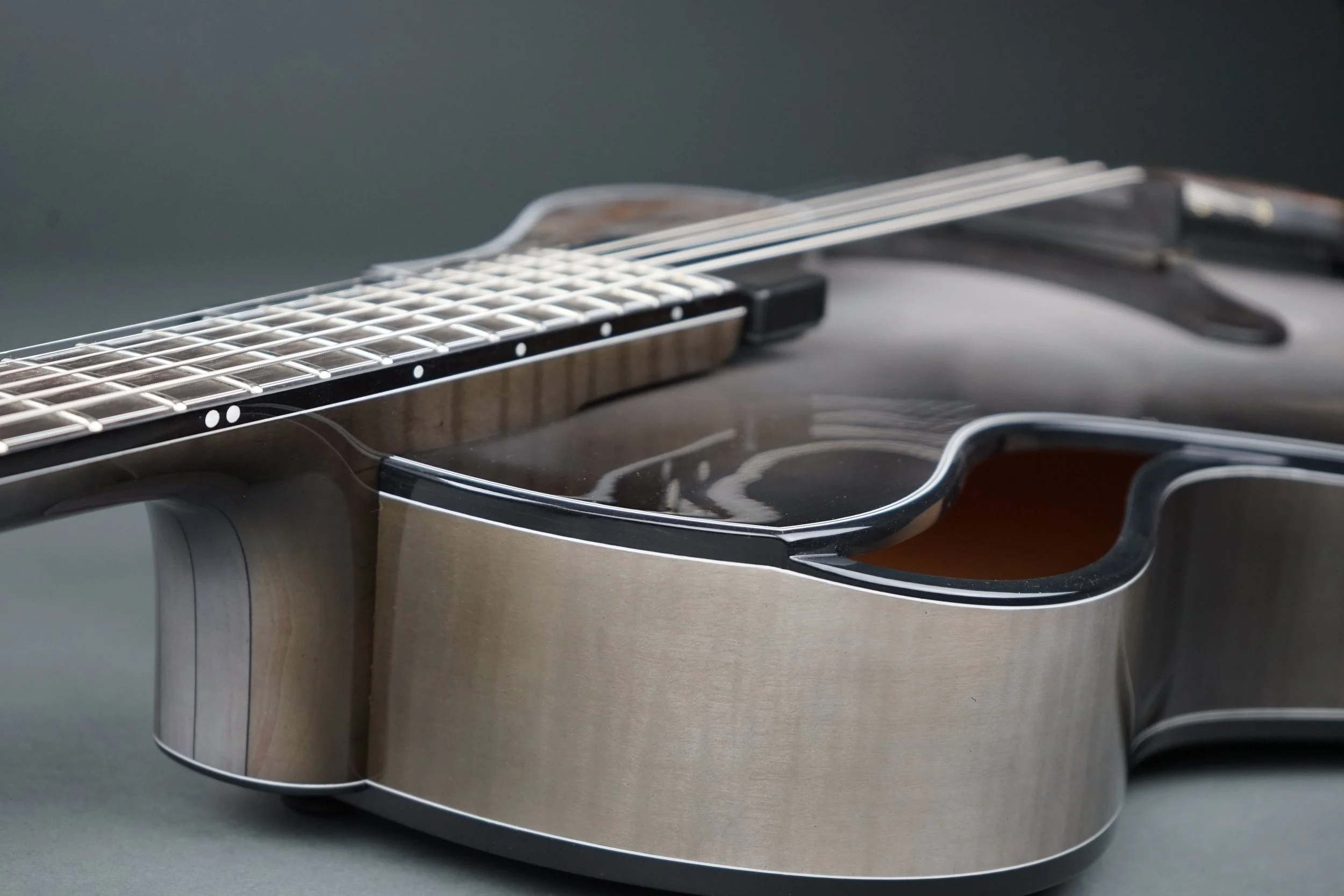 heel,soundhole.JPG