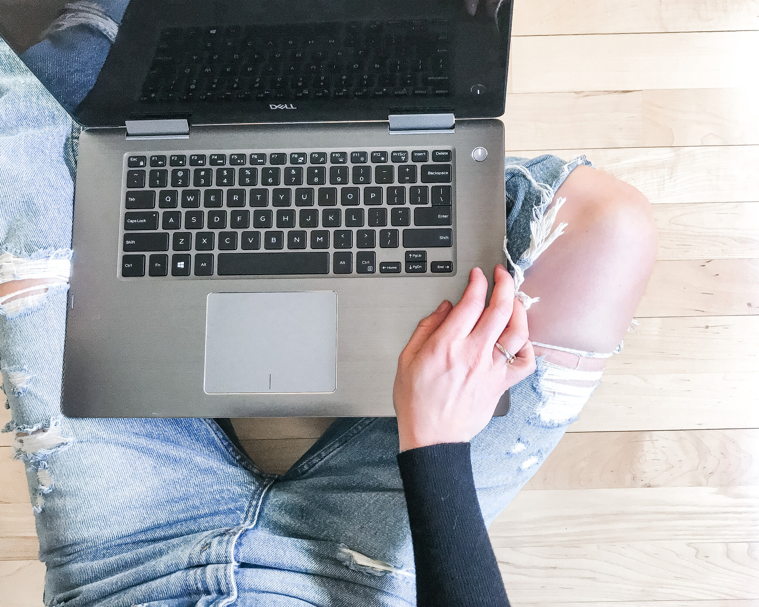 How To Successfully Work From a Coffee Shop  --  The Life She Wanders