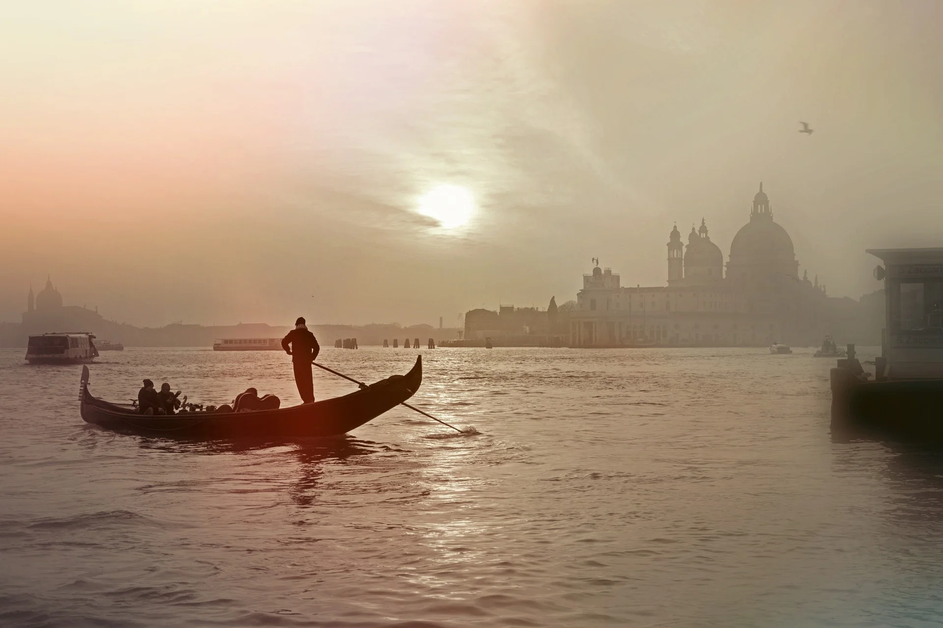 Venice's gondoliers have been stand up paddling for centuries.