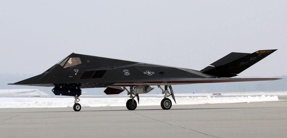 f-117_retires.jpg