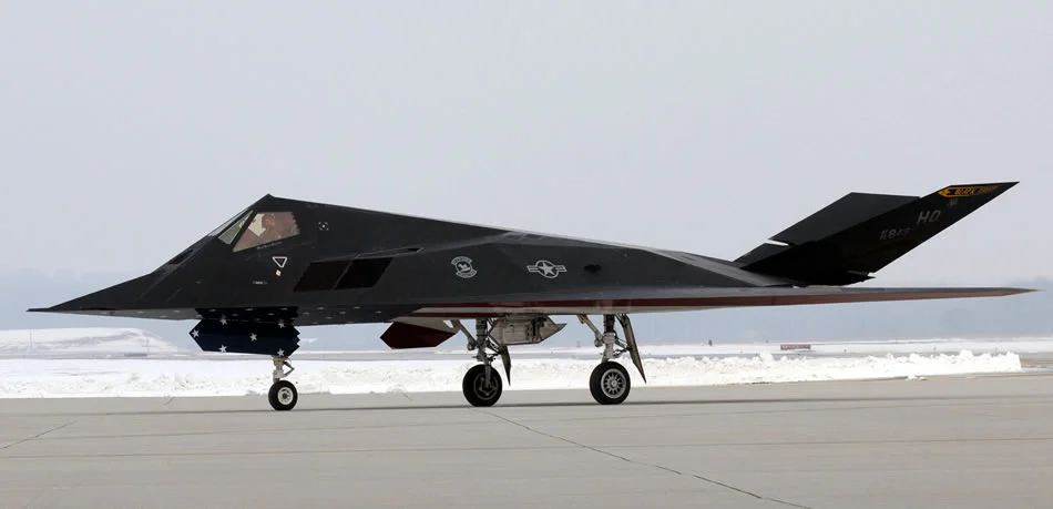 f-117_retires.jpg
