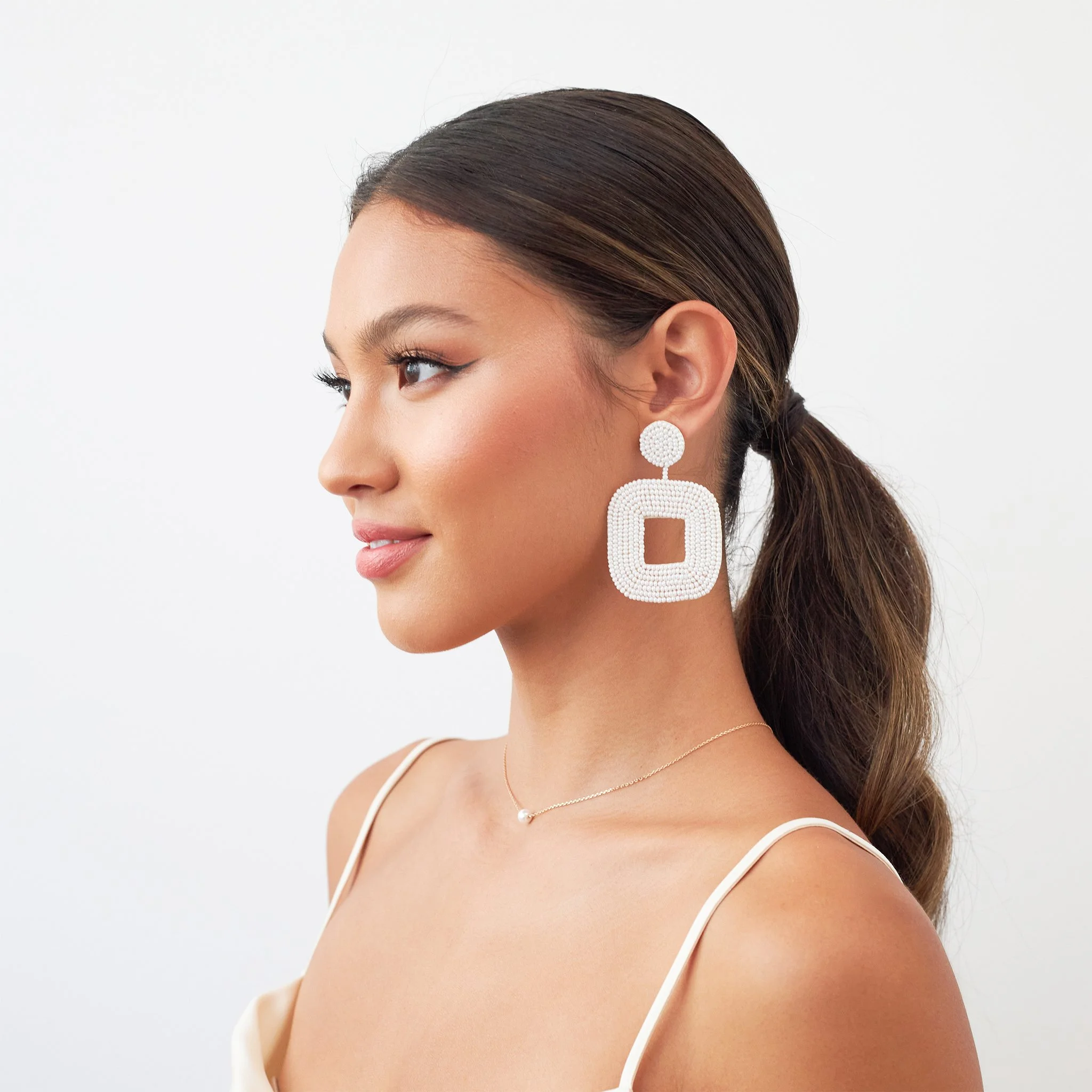 BIRDY GREY_HONEYMOON_JEWELRY_LIFESTYLE_SQUARE_CROPPED_RT_14.jpg
