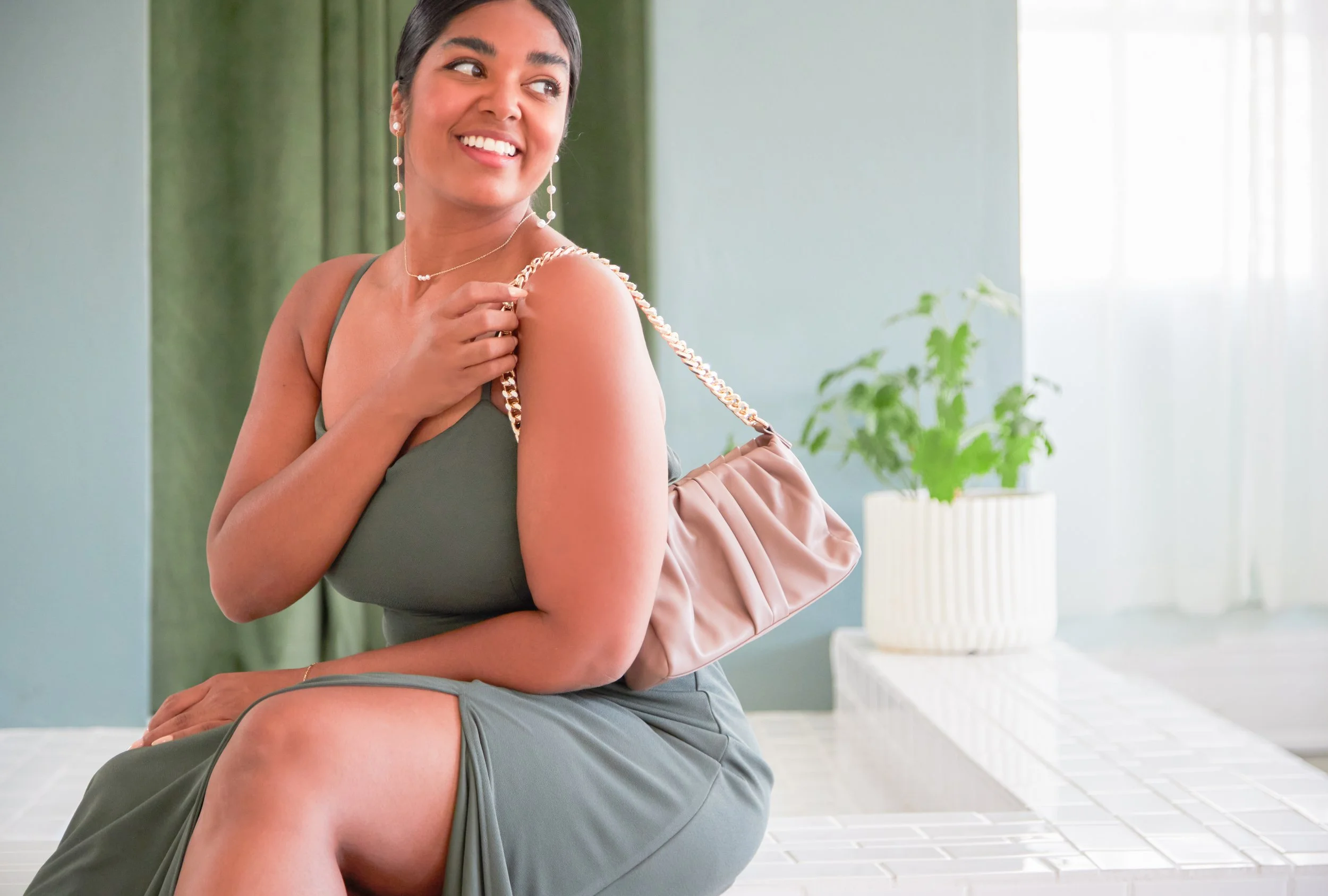 BIRDY_GREY_BRIDESMAID_RUSHED_HANDBAG_COCOA_02.jpg