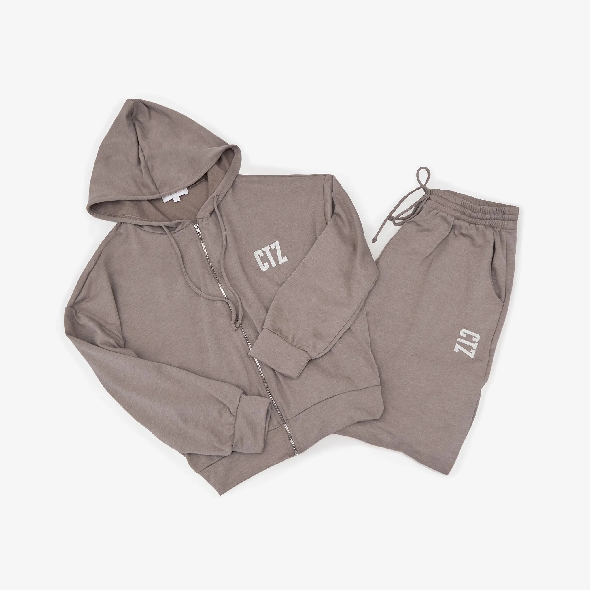 BIRDY_GREY_SWEATSUIT_FLAYLAY0859.CROPPED_RT.jpg