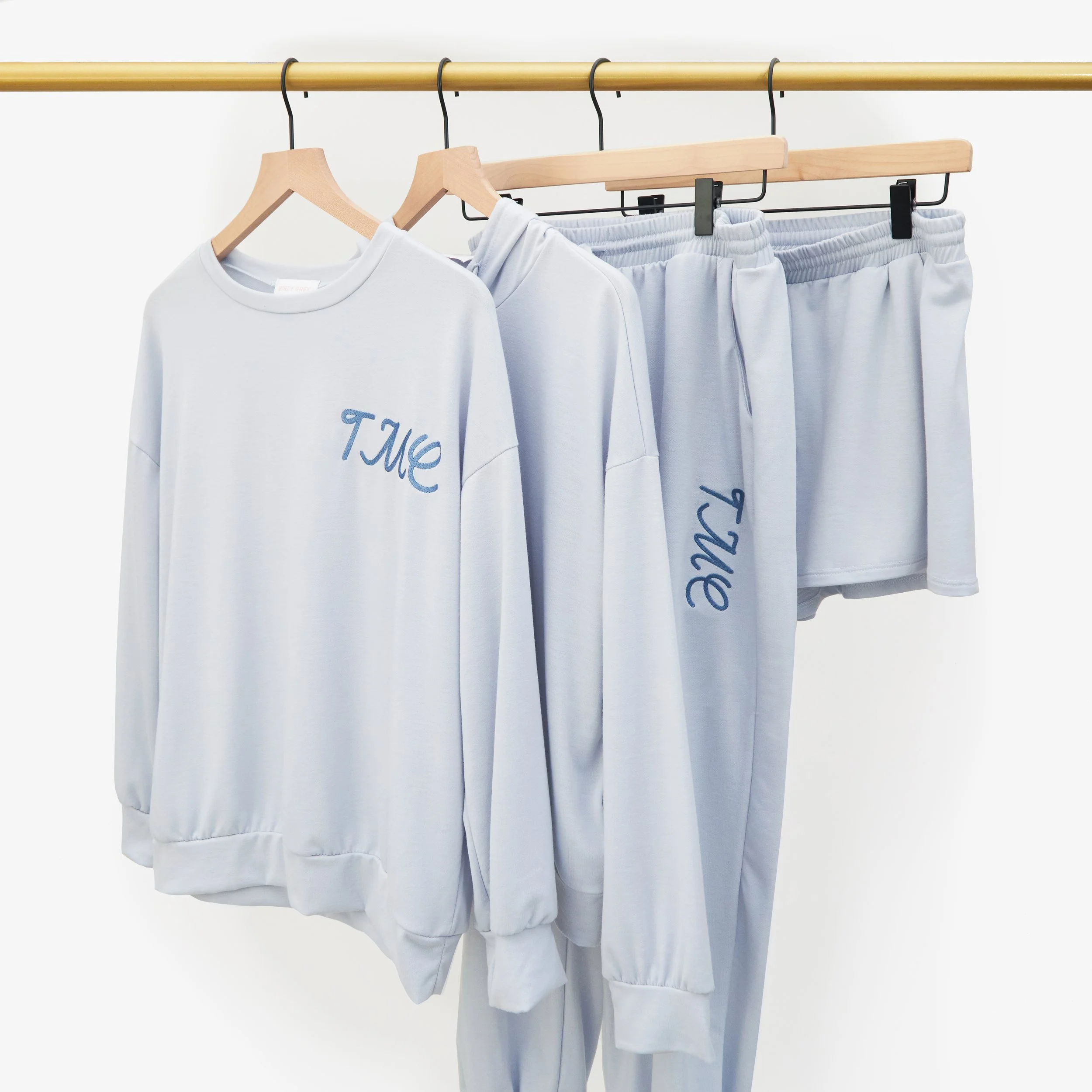 BIRDY_GREY_SWEATSUIT_FLAYLAY1111.RT.jpg