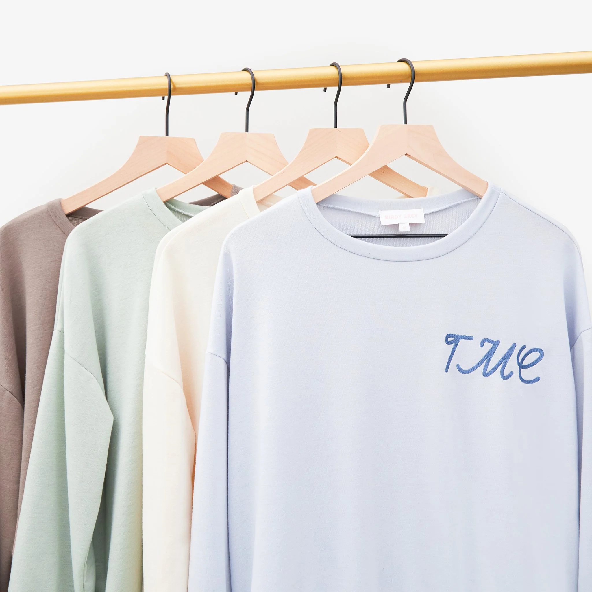 BIRDY_GREY_SWEATSUIT_FLAYLAY1041.CROPPED_RT.jpg
