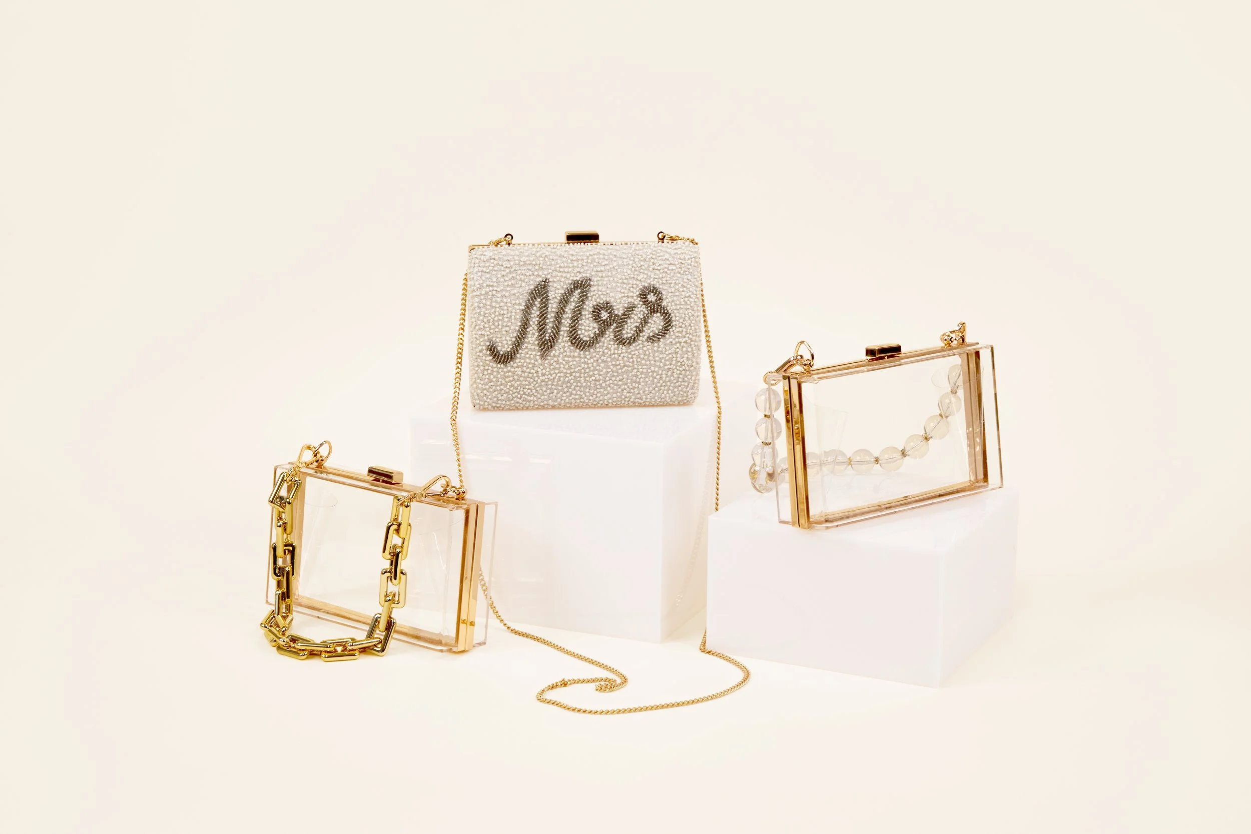 7.5.22 BRIDAL + BRIDESMAID CLUTCHES0920_RT.jpg