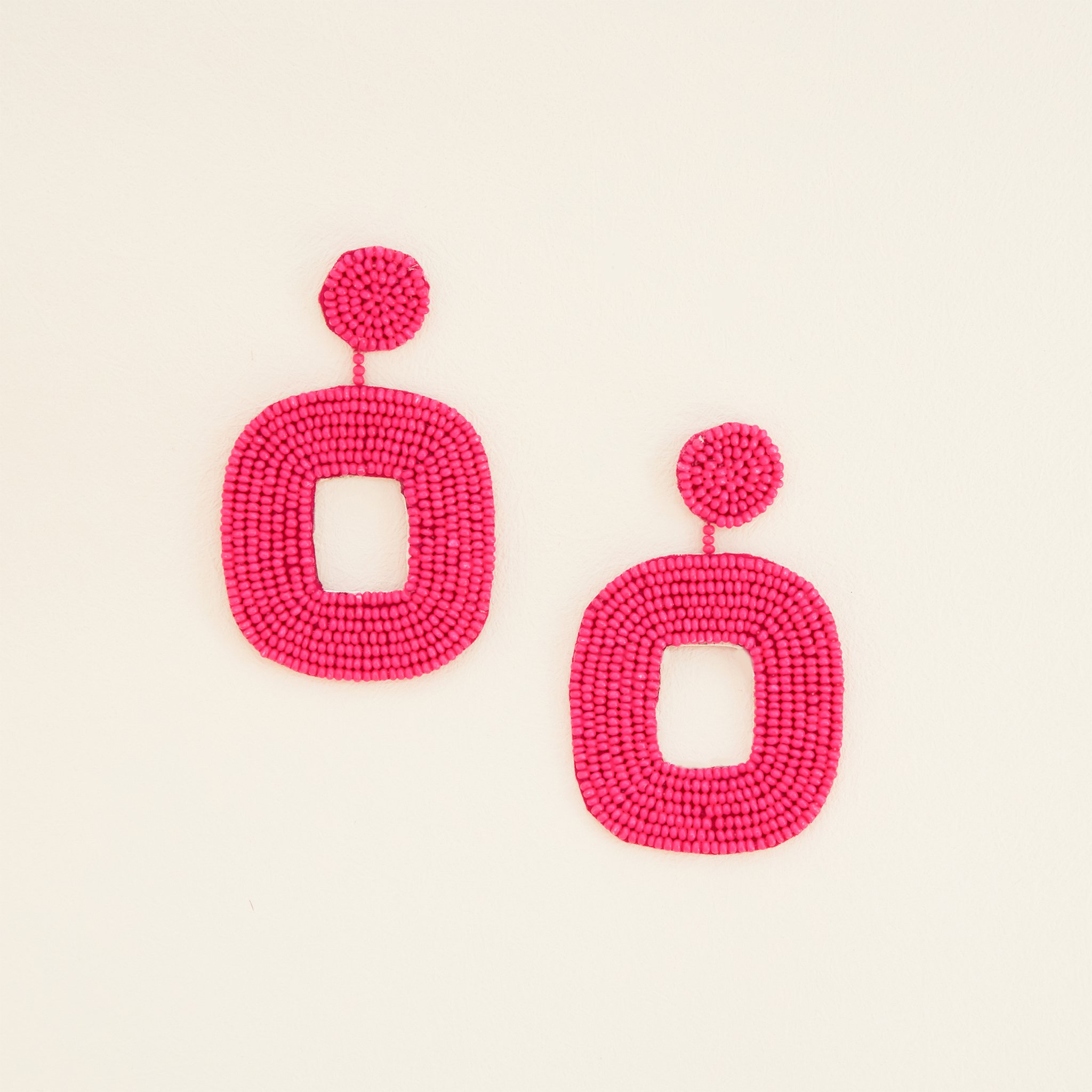 BIRDY_GREY_BEADED_DROP_EARRINGS_PINK_01.jpg