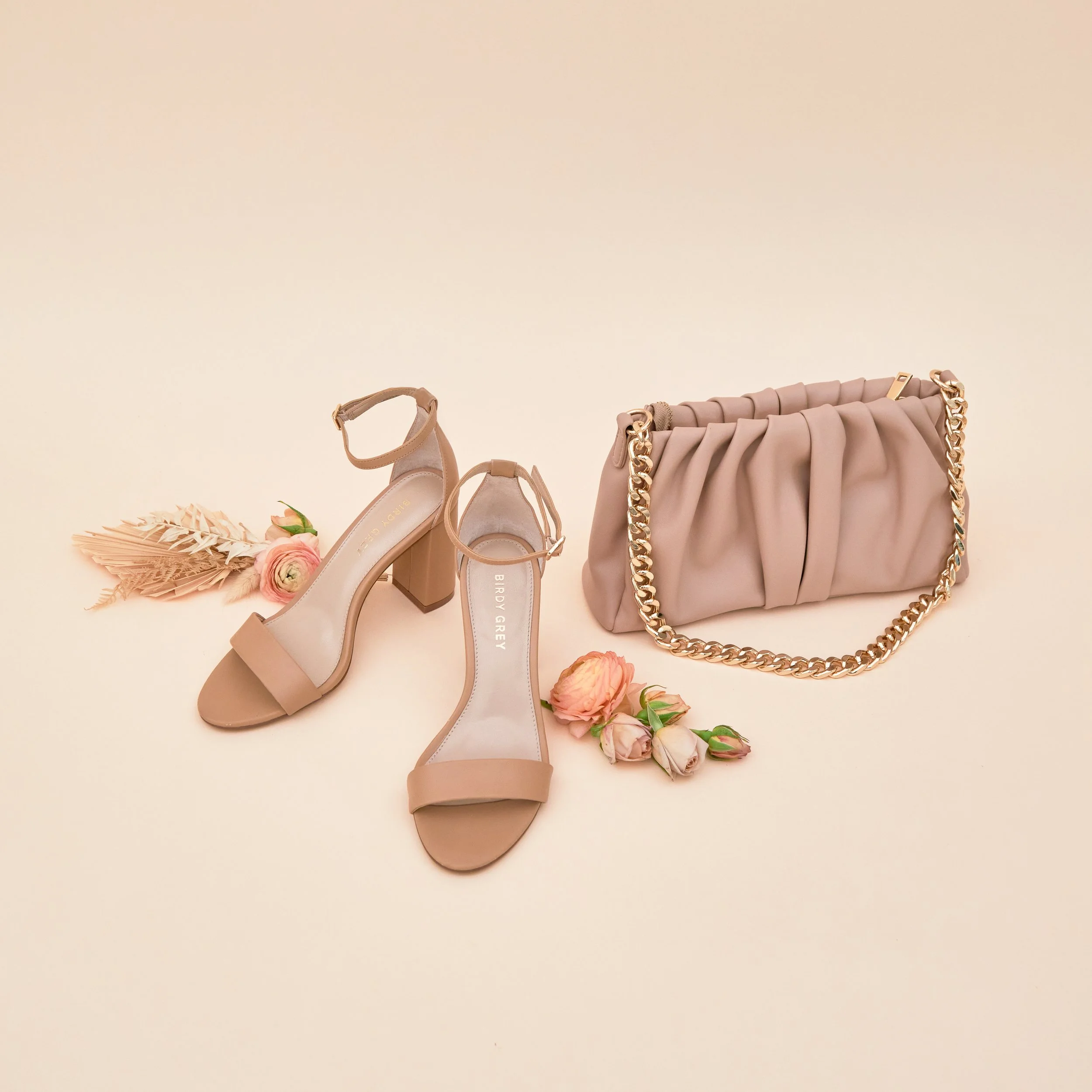 BIRDY GREY_SHOE HERO0464.RT.jpg