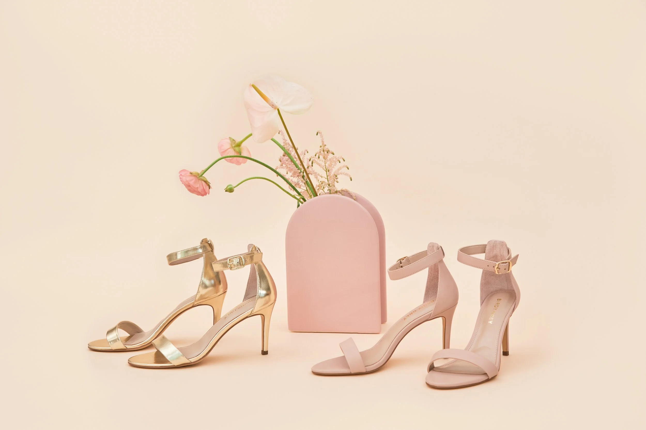 BIRDY GREY_SHOE HERO0190.RT.jpg