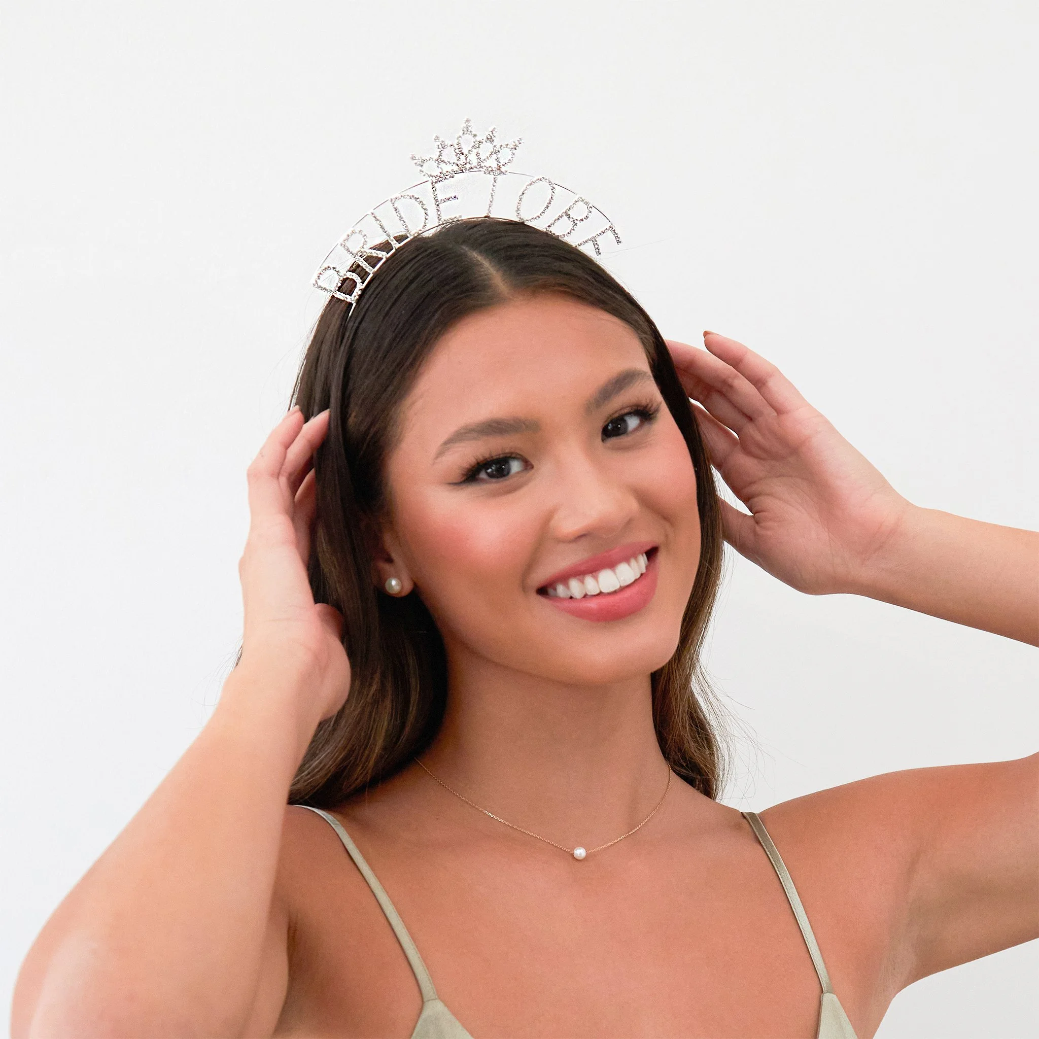 BIRDY_GREY_BRIDE_TO_BE_HEADPIECE_RT_03.jpg