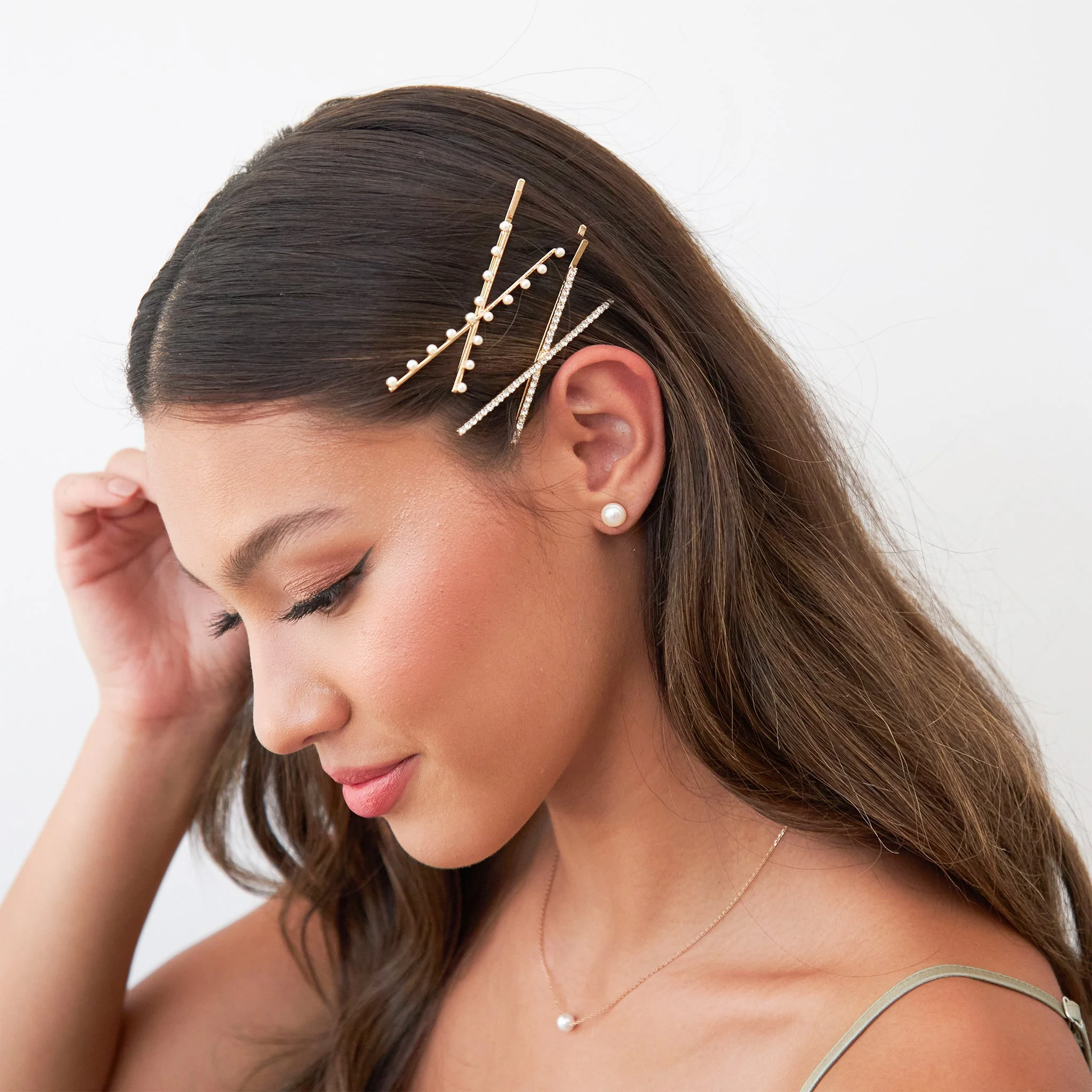 BIRDY_GREY_FIJI_PEARL_CROSS_PIN_SET_RT_01.jpg