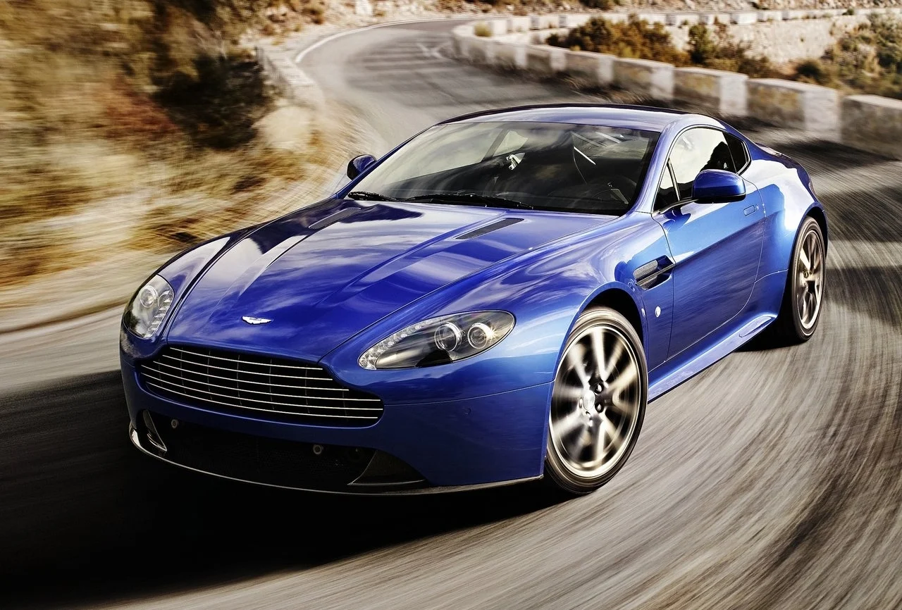 Vantage Exterior.jpg
