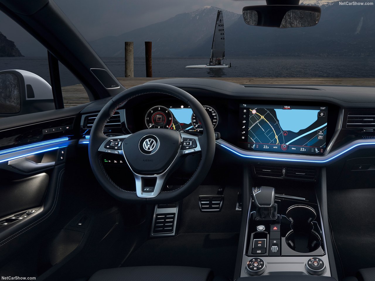 Volkswagen-Touareg-2019-1280-6b.jpg