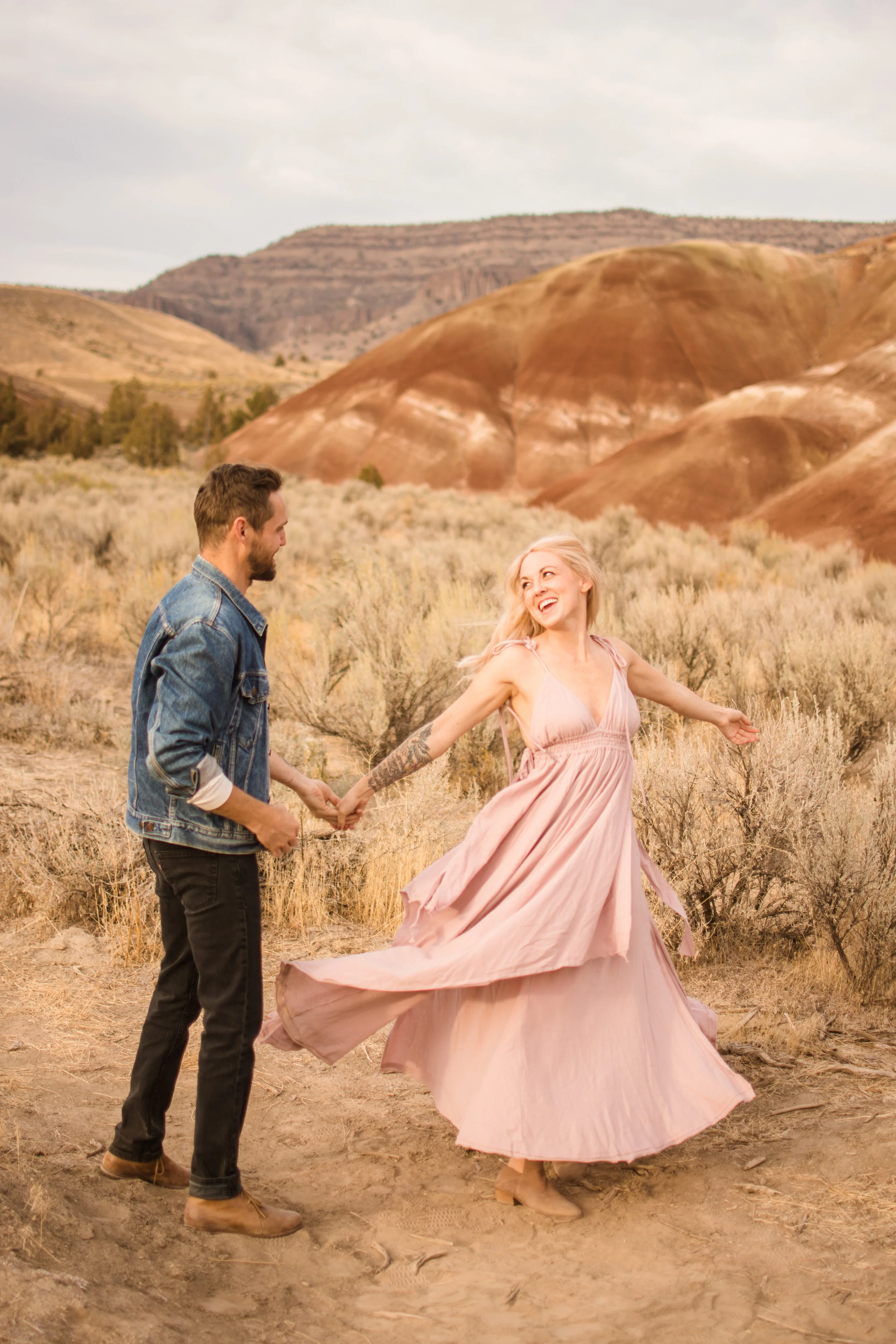 kaseykingphoto-paintedhillsengagement-95.jpg