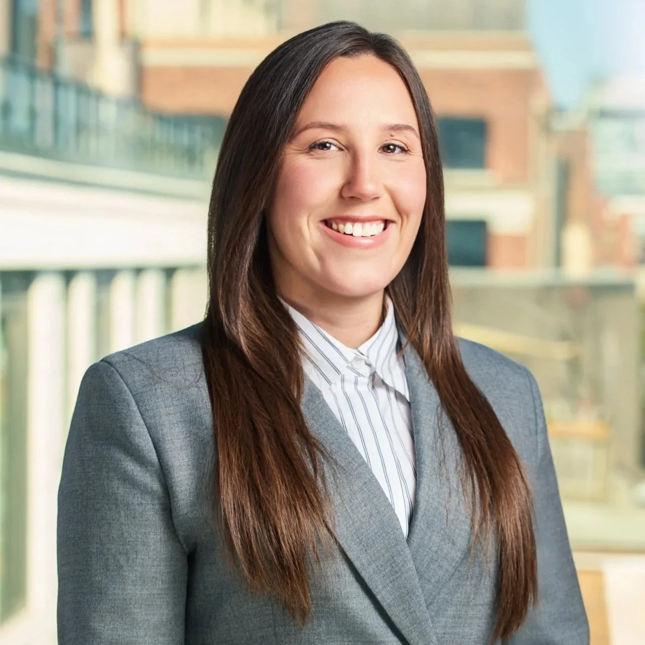 LAWYER+HEADSHOT+TORONTO.jpg