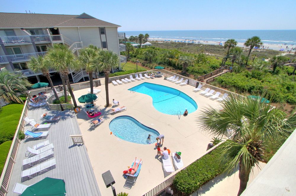 HEATED POOL AND KIDDIE POOL