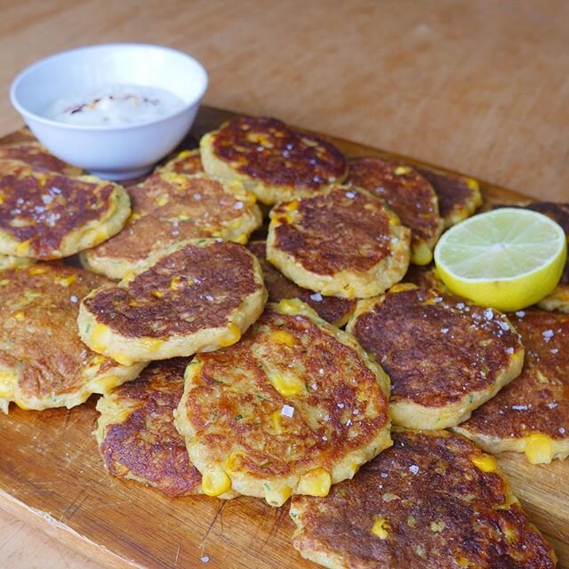 Corn fritters with lime mayo
#mamasmoke #vegan #fearlessfood #corn #fritters