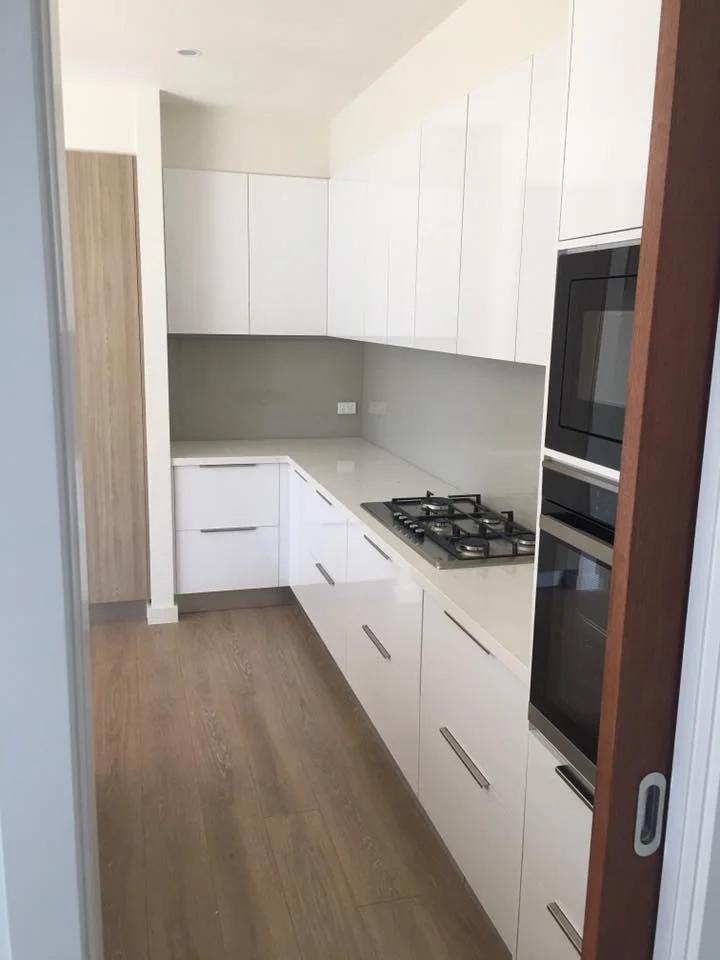 kitchen 1.jpg