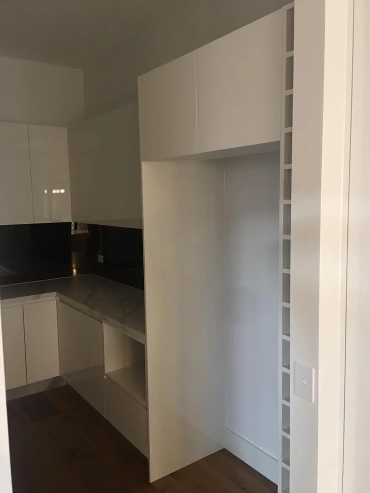 kitchen 10.jpg