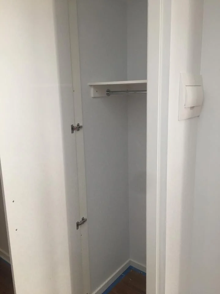 wardrobe 32.jpg