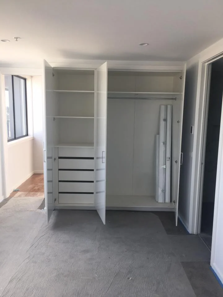 wardrobe 36.jpg