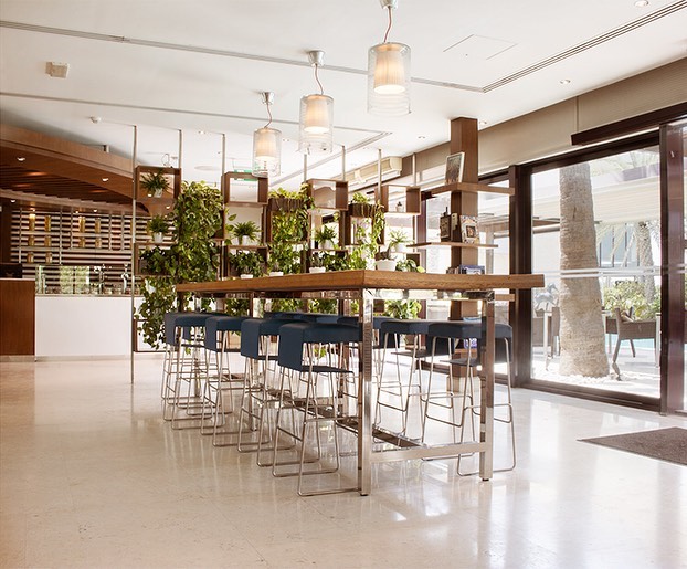 We’re going international! 🥳
Just kidding (for now!) - we’ve just launched at our latest venue near International City: @meliadesertpalmdubai!
If you live in the area or happen to be passing through (we’re obsessed with @dragonmart next door), make sure you stop by Desert Palm for a productive few hours with your favourite perks! 🙌🏻
Make sure you have the Letswork app downloaded before you go! 📲