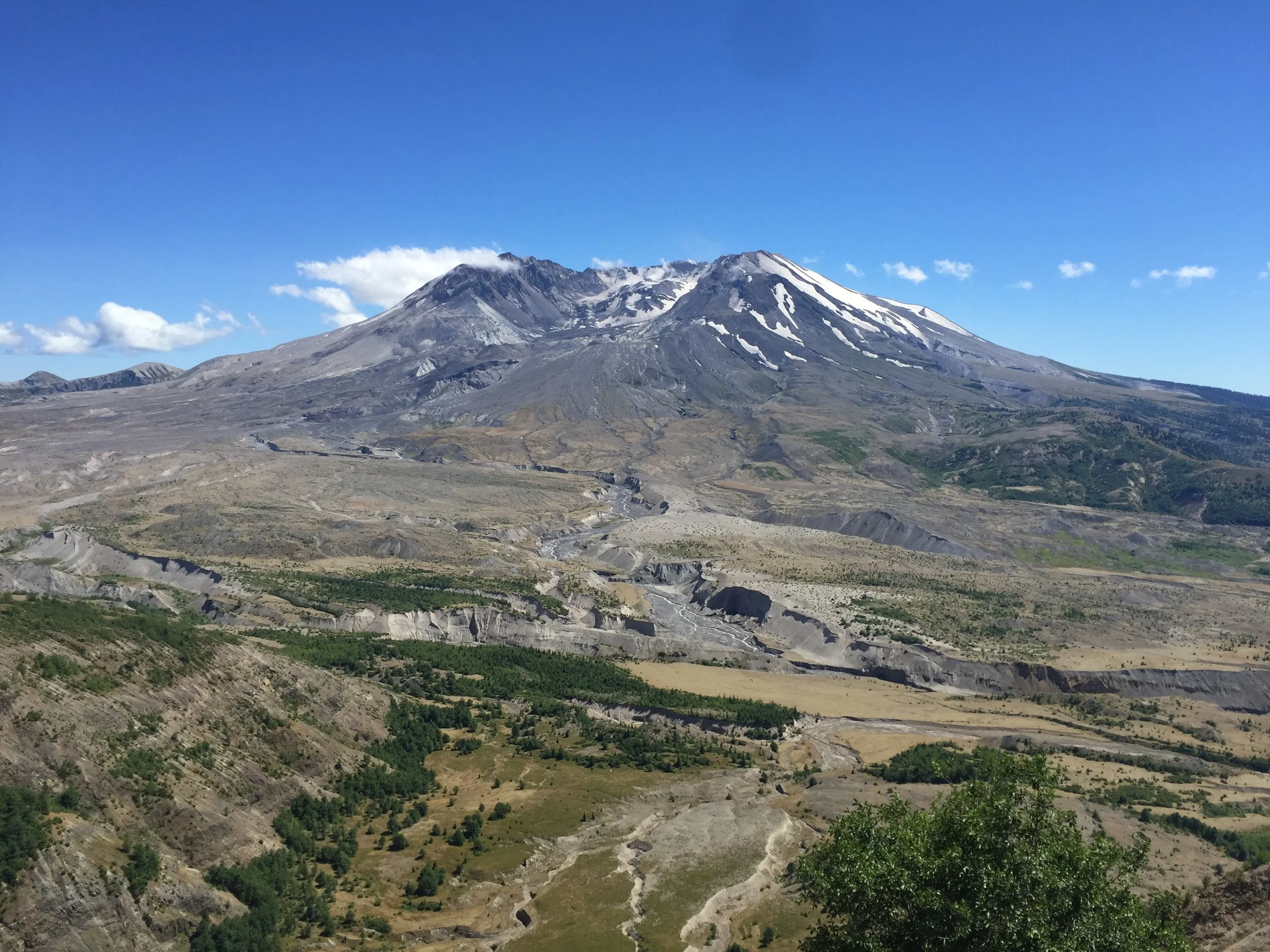 Meet the Volcano: Mt St Helens, Washington (with video).