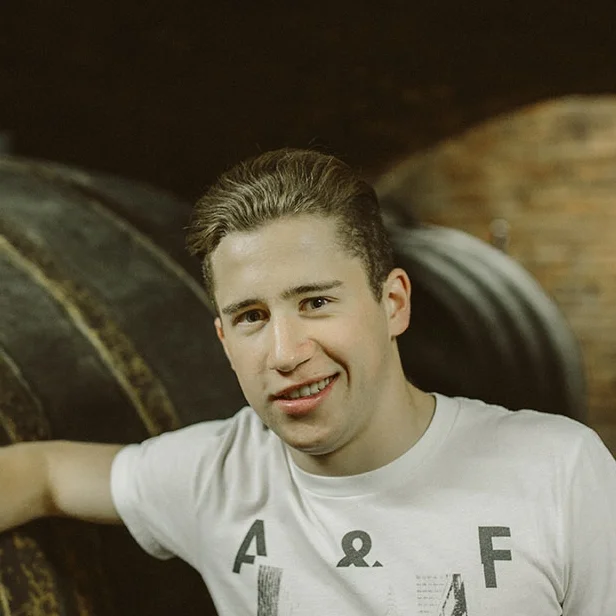 Daniel Adrian - portrait.jpg