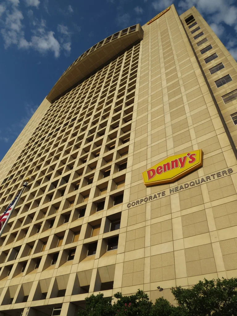 Dennys.jpg