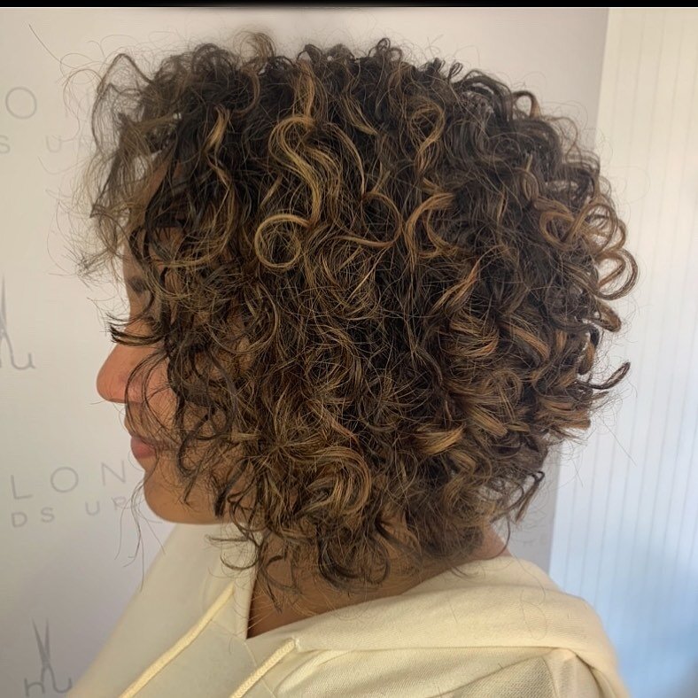 Struggling to find a cut that works with your natural curly texture? Ask for a DevaCut. Our curl specialists will create a personalized shape based on your curl pattern, and offer product tips and tricks for that perfect curl set! 🌀 

STYLIST: Color