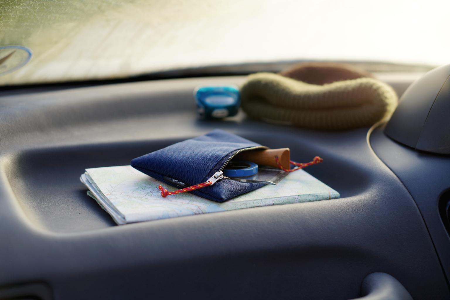 accessory_pouch_lo_2.png