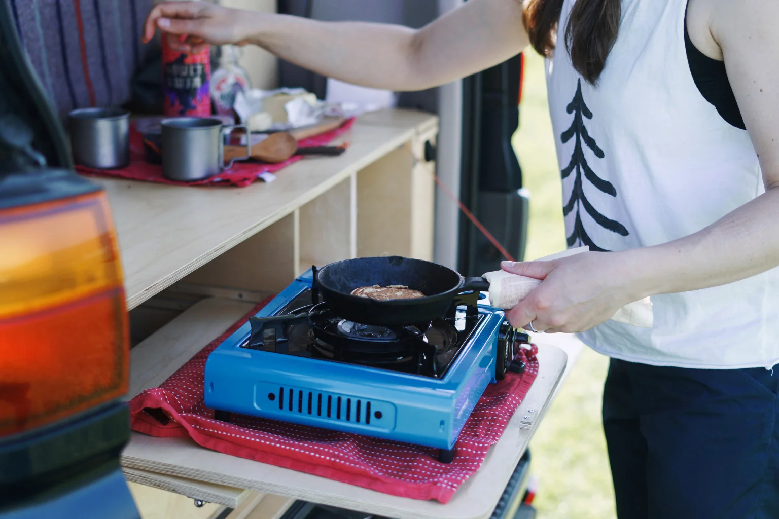 Cooking pancakes on the single ring burner