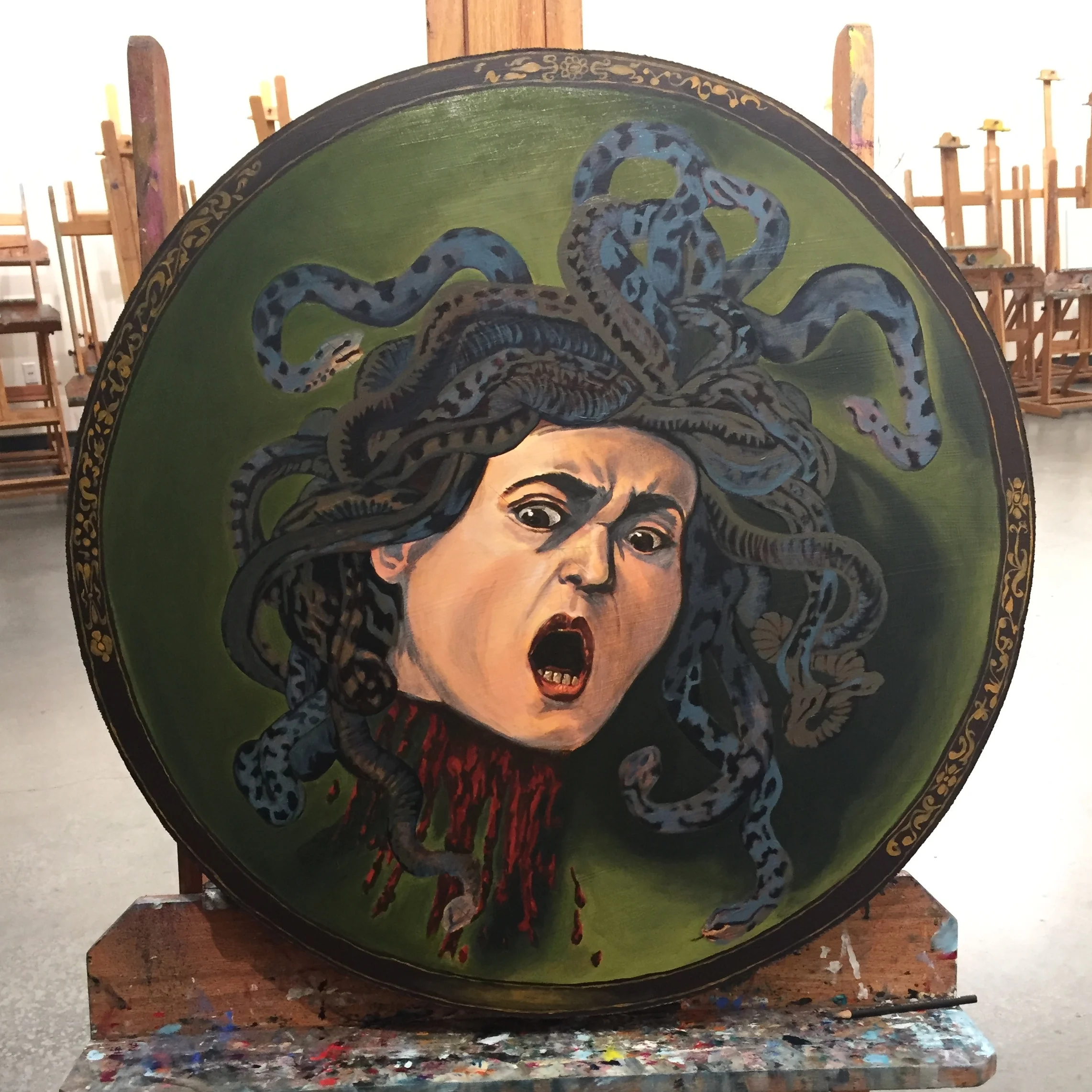 Hitting some undertones in the snakes and background.