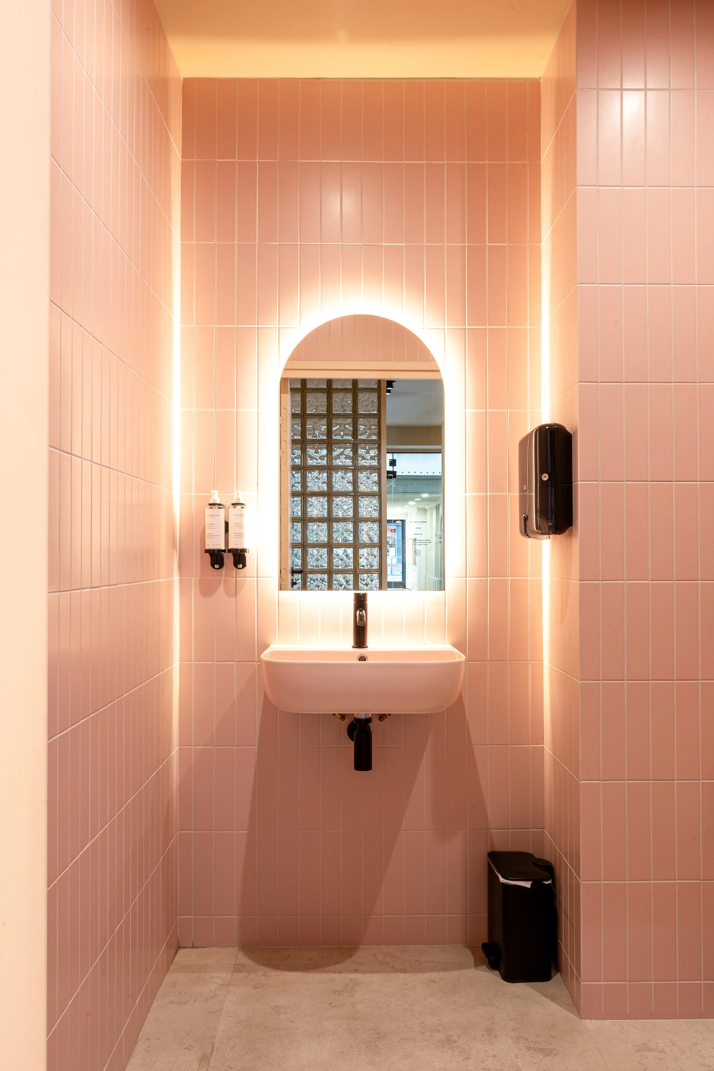 PSC_toilettes_Sofía Robledo-3.jpg