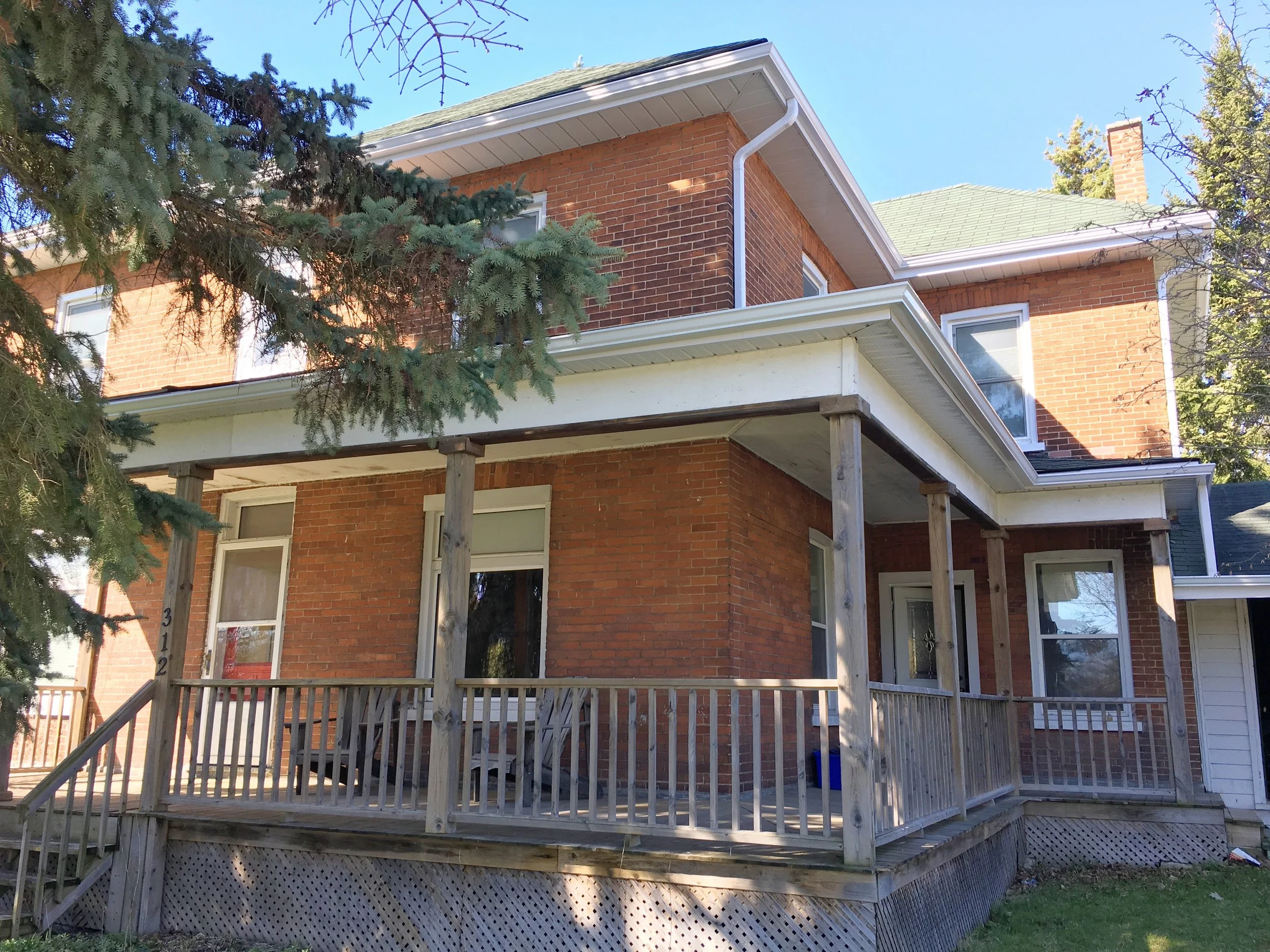 312 Herchimer Ave simplybellevillerealestate.com Front.jpg