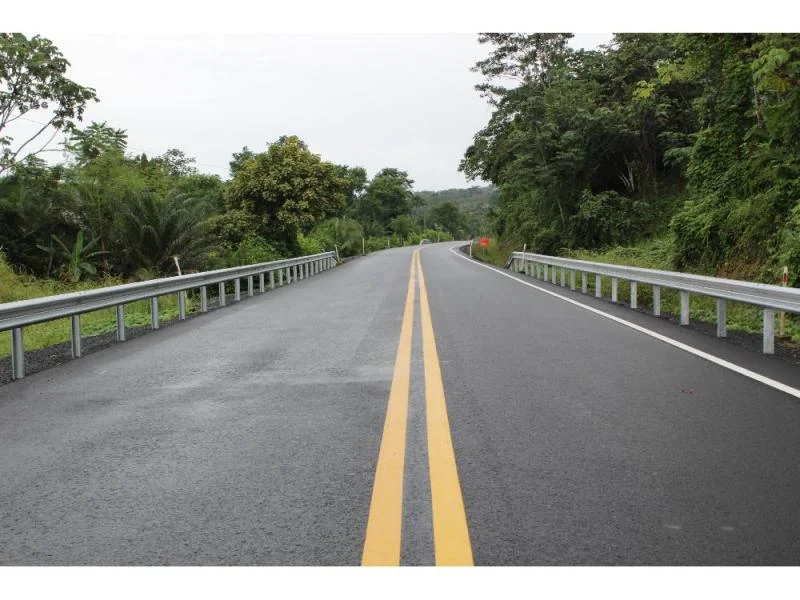 En-etapa-final-la-rehabilitación-de-la-carretera-Agua-Fría-–-Santa-Fe-–-Yaviza.jpg